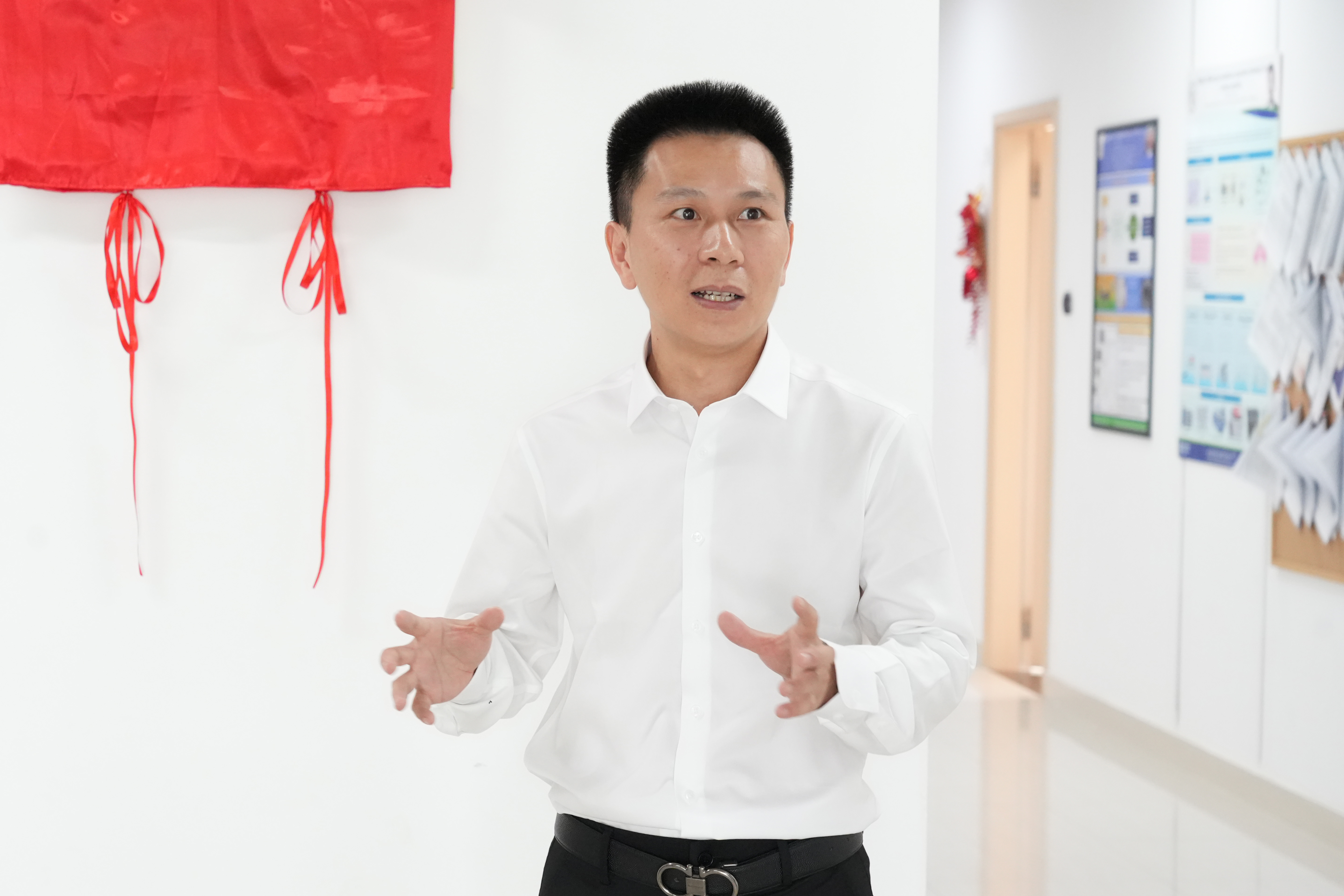 DSC01906.jpg DSC01906.jpg