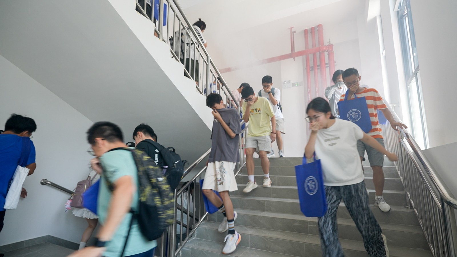 6386898842871595688790143 6386898842871595688790143