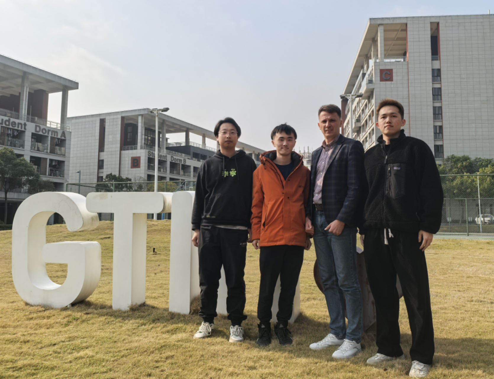 合照2.jpg 合照2.jpg