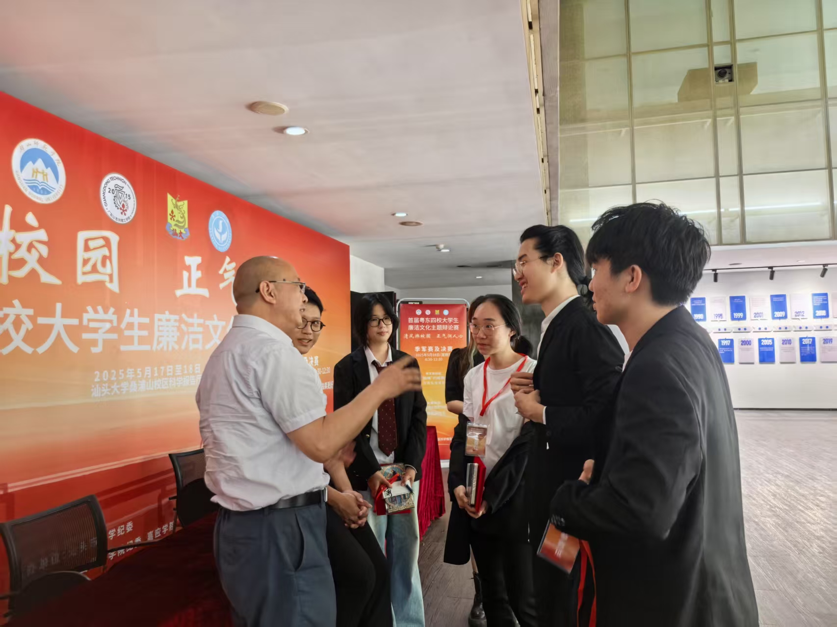 0573e3a5d1254f36ae1814f9a8bcb6e.jpg 0573e3a5d1254f36ae1814f9a8bcb6e.jpg