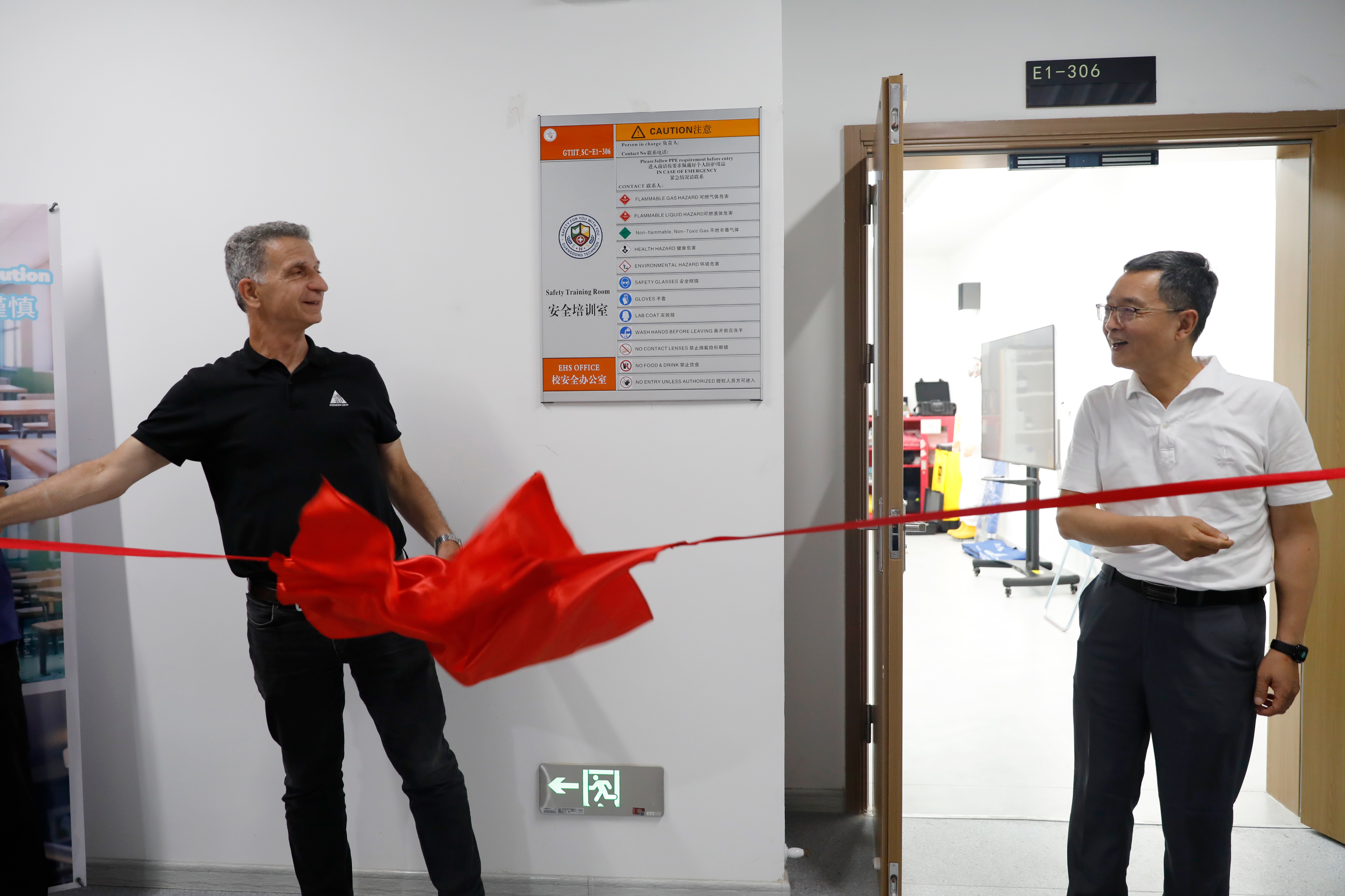 _16A0063.jpg _16A0063.jpg