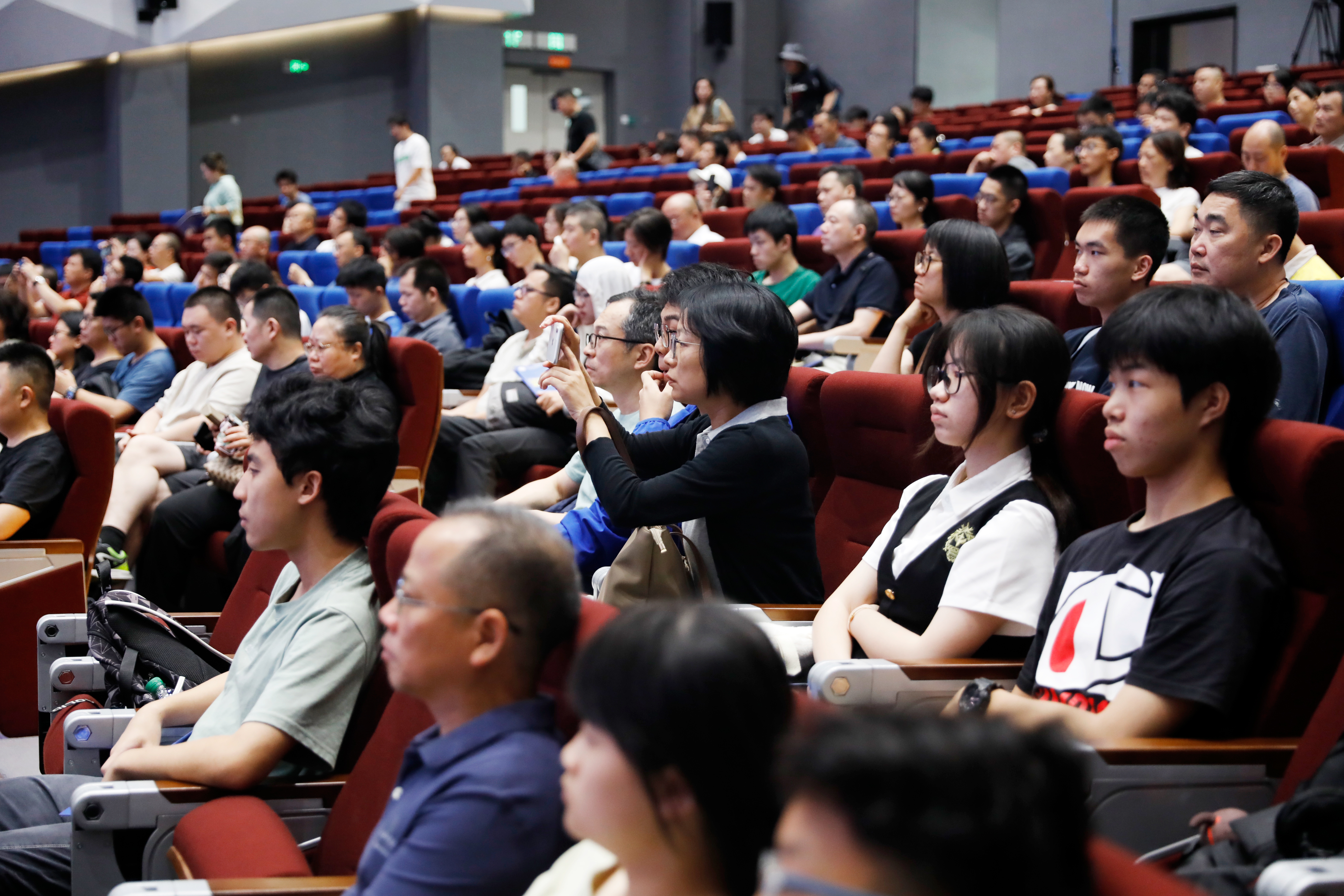 _16A0053.jpg _16A0053.jpg