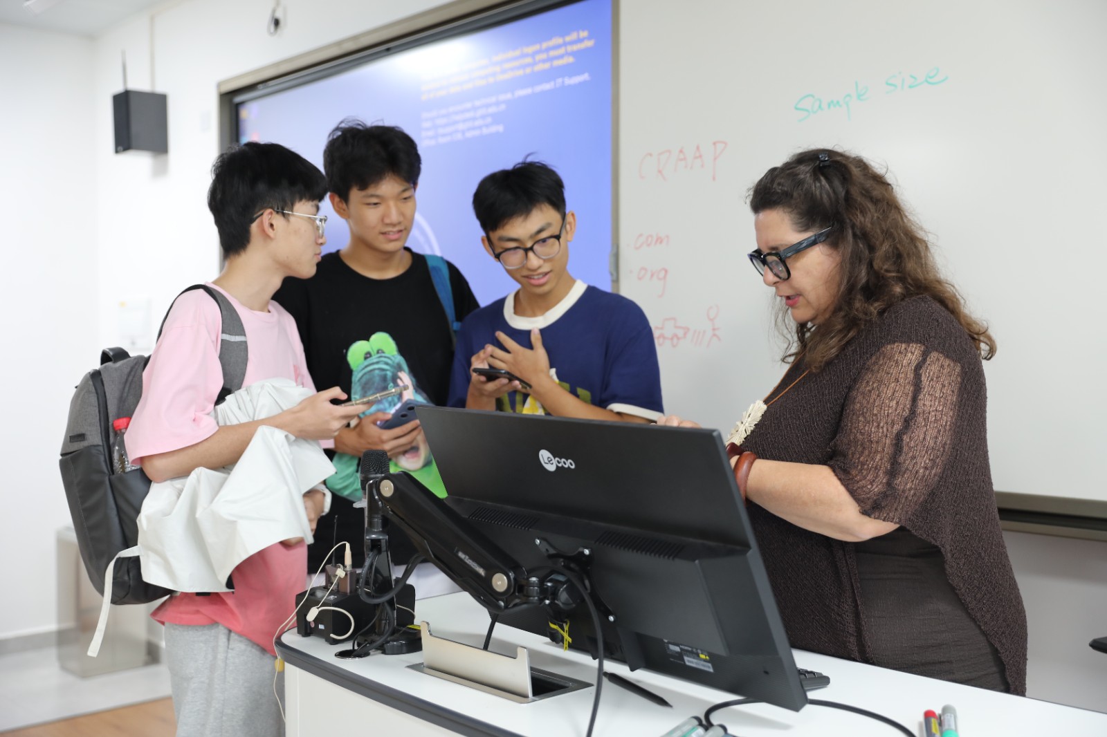 6389355109417190632250185