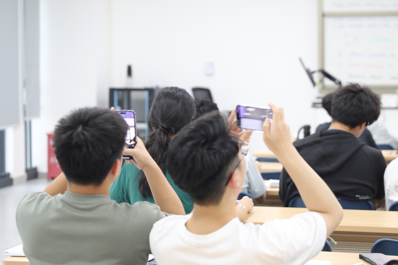 6389355154075828035382545