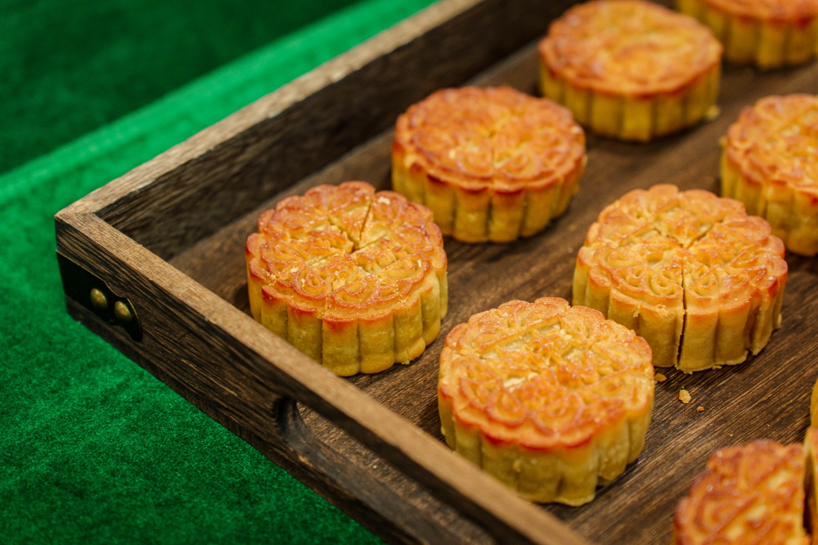 6389570644650377233636734