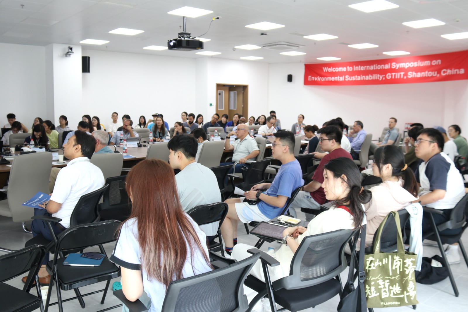 6389715381588841794420638