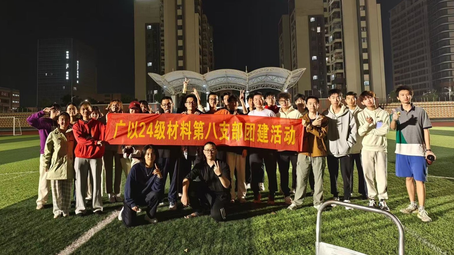 6389991808638775242114180