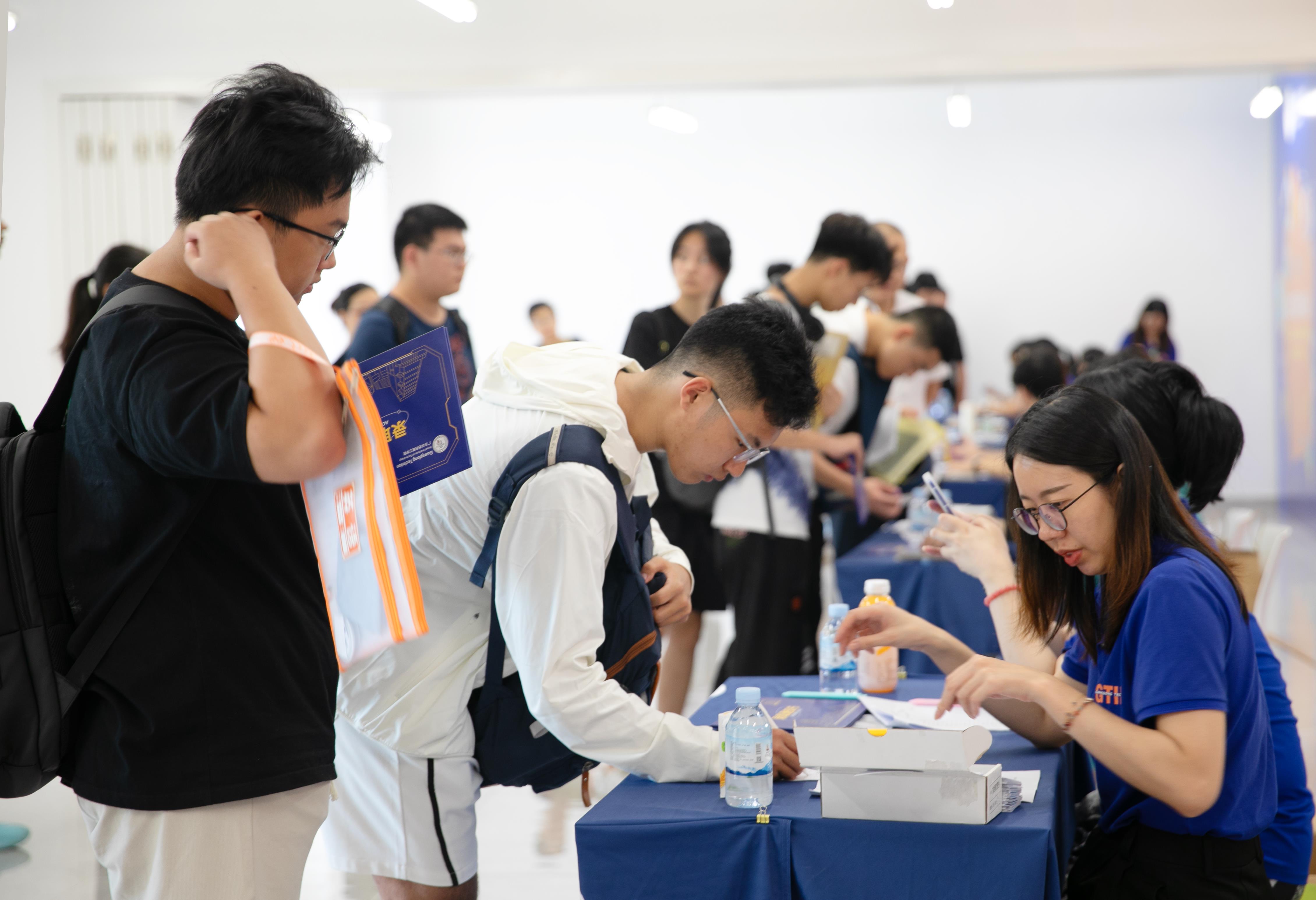 thumb_0870f5ad-ab33-48f9-bcec-c6e57dd5f0e3