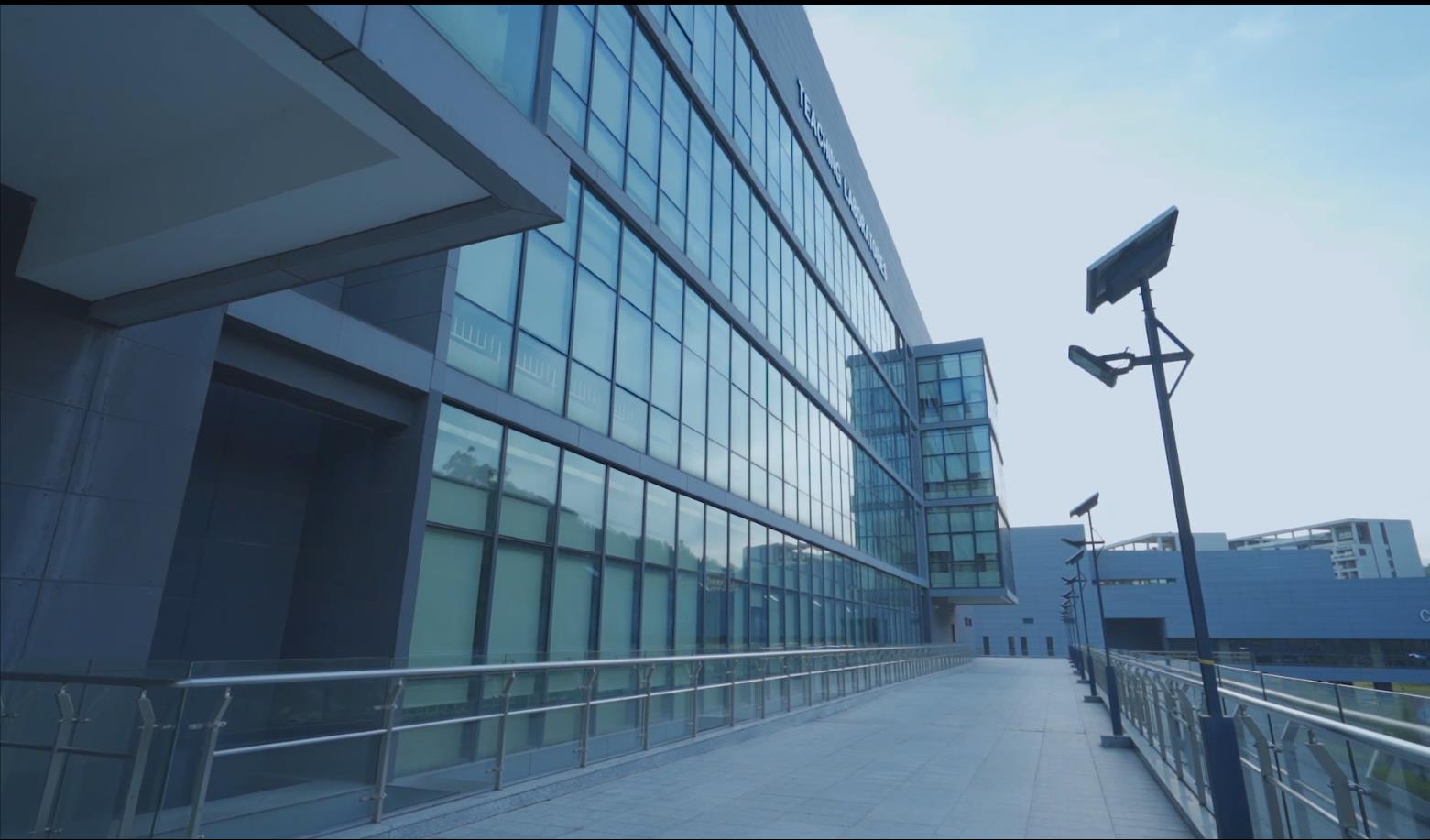 thumb_5da9b648-0b5b-47e5-9603-622cb589b9c5