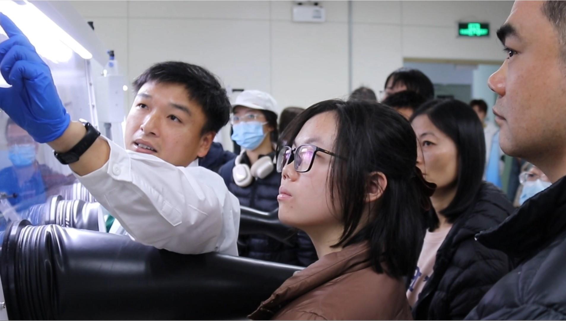 thumb_9ff740fe-0614-4b1d-9674-be317ee5a925