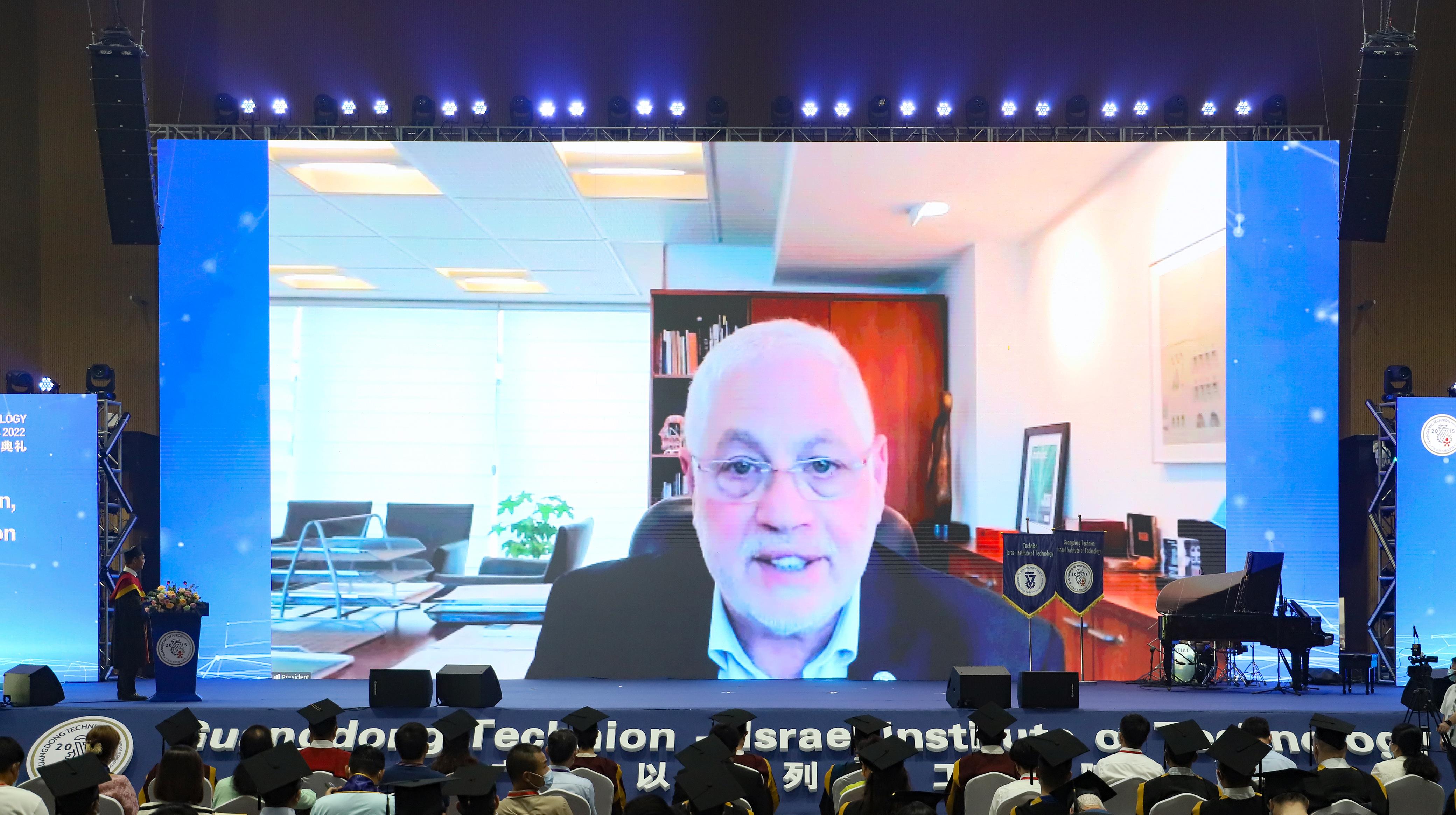 thumb_c2ca9f64-efc7-451d-a855-93c1f67afc87